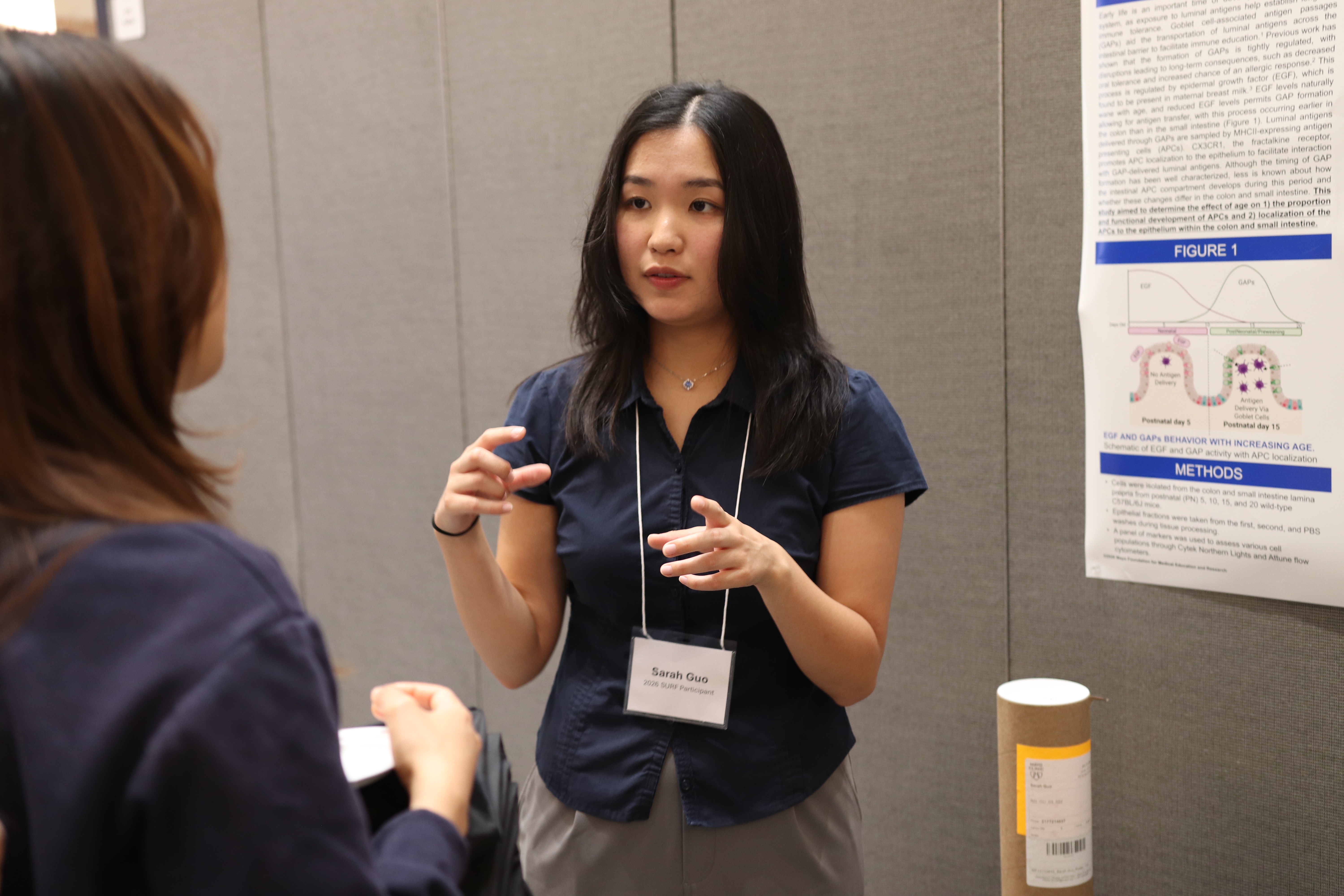 Sarah Guo presents at the Illinois poster session